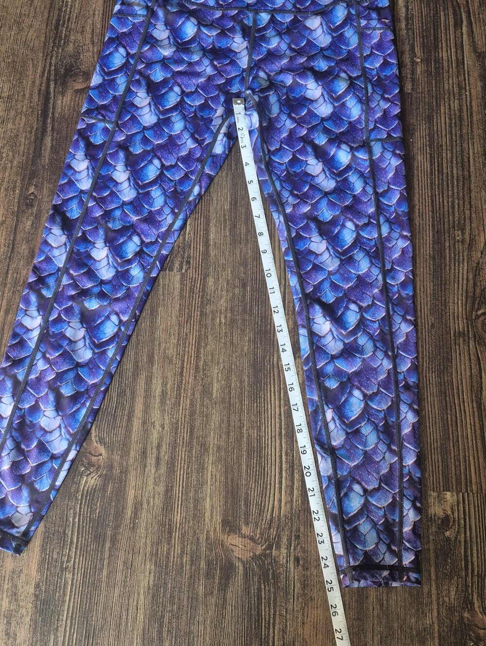 Constantly Varied Gear Mermaid Fish Scales Bra And Leggings Set Medium Large - Picture 6 of 6